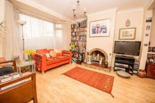  Image of 3 bedroom Semi-Detached house for sale in Linden Crescent St. Albans AL1 at Linden Crescent  St. Albans, AL1 5DD