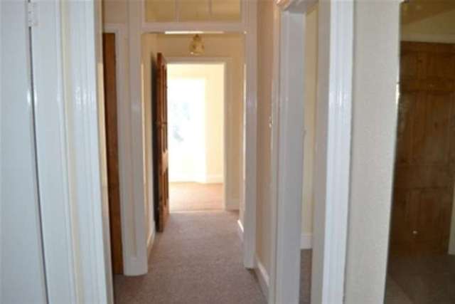  Image of 3 bedroom Flat to rent in Wadham Close Liskeard PL14 at Liskeard, PL14 3BE