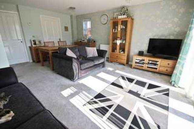  Image of 3 bedroom Detached house for sale in Little Linns Marston Moretaine Bedford MK43 at Little Linns  Marston Moretaine, MK43 0XS