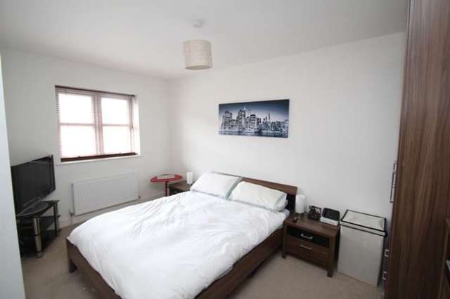  Image of 3 bedroom Property for sale in Middleton Gardens Bournemouth BH7 at Thistlebarrow Road  Bournemouth, BH7 7BT