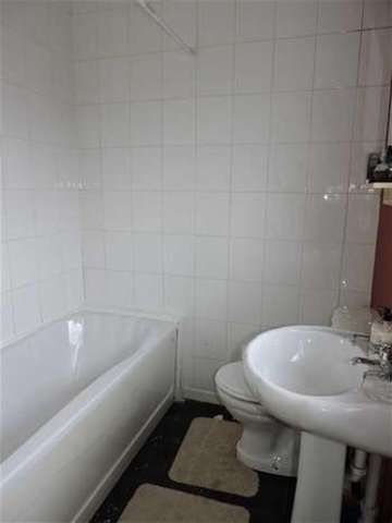  Image of 2 bedroom Property for sale in Llewellyn Road Penllergaer Swansea SA4 at Llewellyn Road Penllergaer Swansea, SA4 9BB