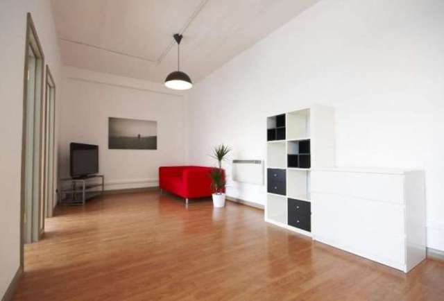  Image of 2 bedroom Flat to rent in Long Street London E2 at Old Street  Shoreditch, E2 8HJ