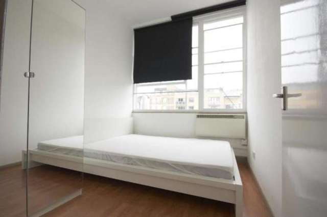  Image of 2 bedroom Flat to rent in Long Street London E2 at Old Street  Shoreditch, E2 8HJ