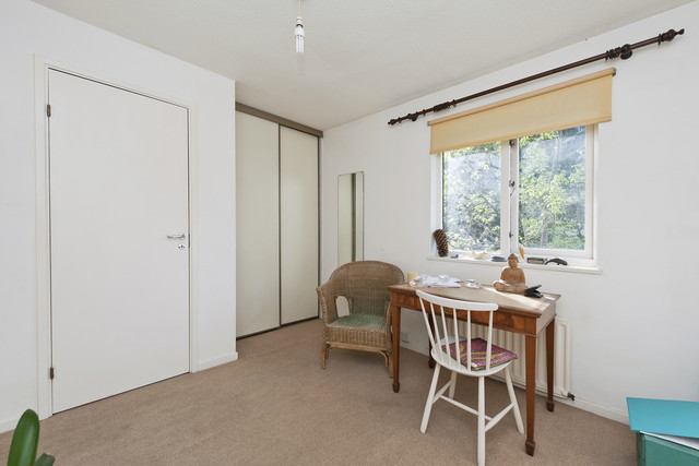  Image of 2 bedroom Semi-Detached house to rent in Hascombe Terrace Love Walk London SE5 at Love Walk Camberwell London, SE5 8SQ