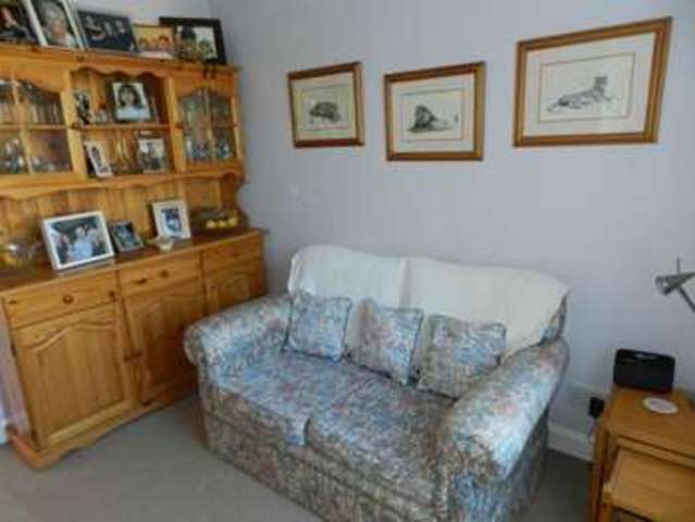  Image of 3 bedroom Terraced house for sale in Luton Road Toddington Dunstable LU5 at Luton Road  Toddington, LU5 6DF