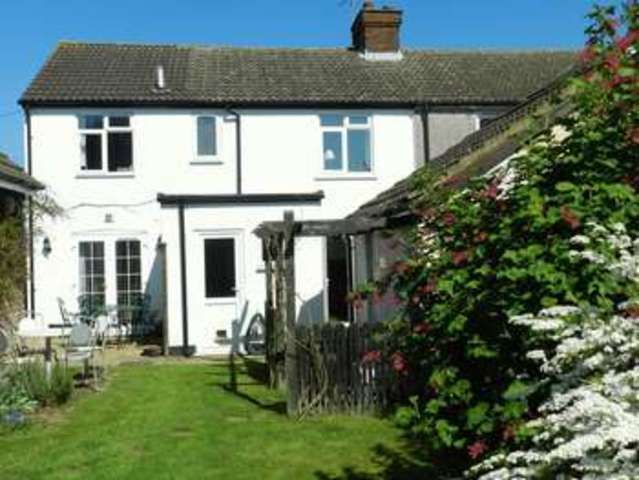 Image of 3 bedroom Terraced house for sale in Luton Road Toddington Dunstable LU5 at Luton Road  Toddington, LU5 6DF