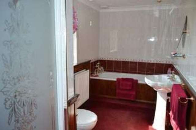  Image of 3 bedroom Cottage for sale in Main Street Howsham Market Rasen LN7 at Main Street Howsham Market Rasen, LN7 6LE