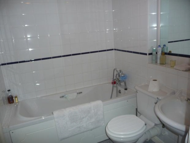  Image of 3 bedroom Detached house to rent in Quayside Walk Marchwood Southampton SO40 at Marchwood Southampton Not specified, SO40 4AH