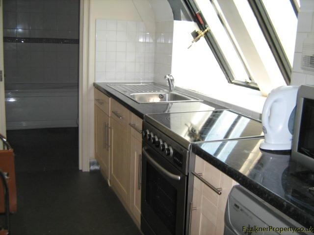  Image of 1 bedroom Apartment to rent in Market Hill Buckingham MK18 at Buckingham, MK18 1JX