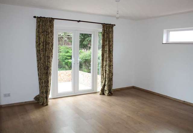  Image of 3 bedroom Bungalow to rent in Megan Road West End Southampton SO30 at West End Southampton Southampton, SO30 3FR