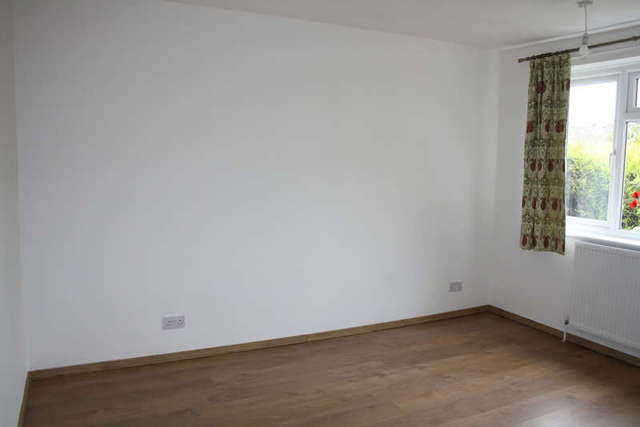  Image of 3 bedroom Bungalow to rent in Megan Road West End Southampton SO30 at West End Southampton Southampton, SO30 3FR