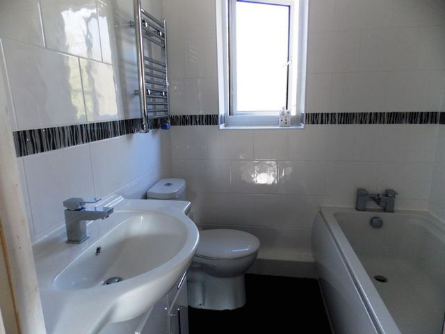  Image of 2 bedroom Terraced house for sale in Middleton Grange Northfield Birmingham B31 at Middleton Grange Northfield Birmingham, B31 2HP
