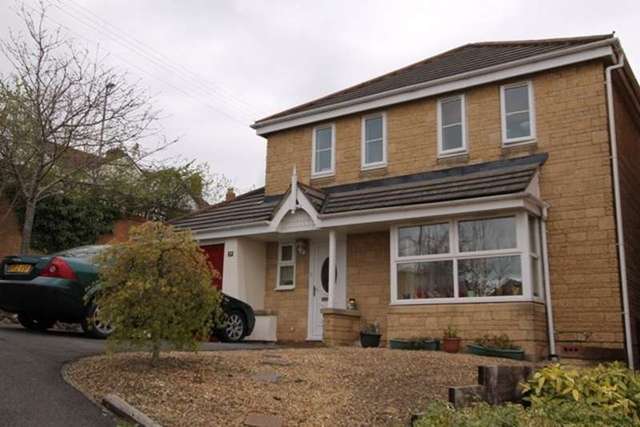  Image of 4 bedroom Detached house to rent in Spencer Drive Midsomer Norton Radstock BA3 at Midsomer Norton Radstock Somerset, BA3 2DN