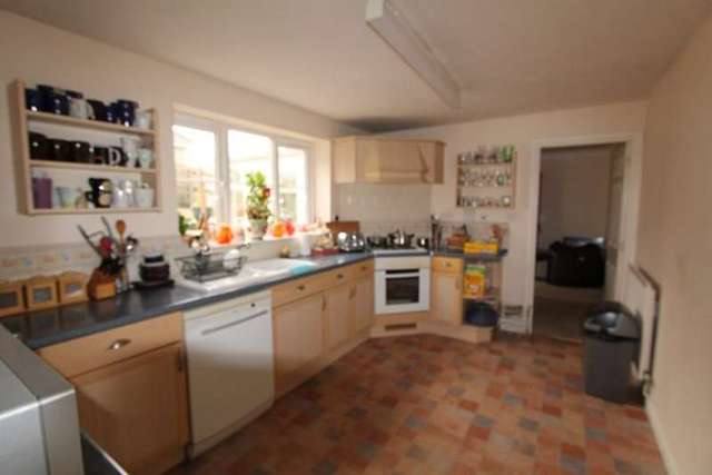  Image of 4 bedroom Detached house to rent in Spencer Drive Midsomer Norton Radstock BA3 at Midsomer Norton Radstock Somerset, BA3 2DN