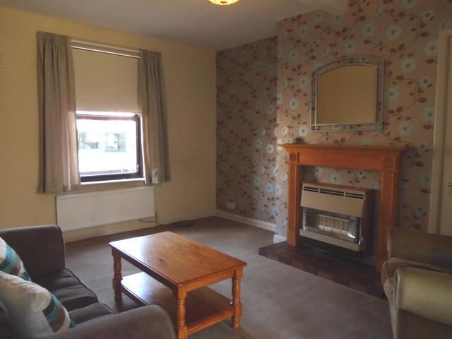  Image of 2 bedroom Flat to rent in Millburn Avenue Dumfries DG1 at Dumfries Dumfries and Galloway Dumfries and Galloway, DG1 4BH