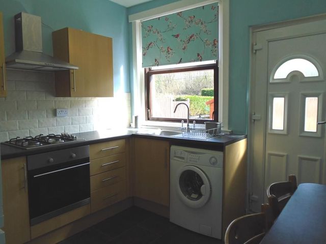  Image of 2 bedroom Flat to rent in Millburn Avenue Dumfries DG1 at Dumfries Dumfries and Galloway Dumfries and Galloway, DG1 4BH