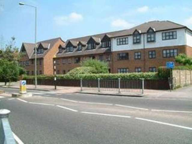  Image of 1 bedroom Retirement Property for sale in Rectory Road Beckenham BR3 at 95 Rectory Road  Beckenham, BR3 1XF
