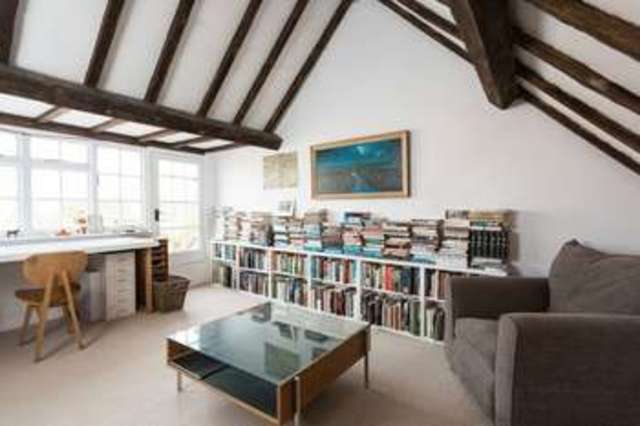  Image of 5 bedroom Property for sale in Potter Hill Pickering YO18 at 39 Potter Hill  Pickering, YO18 8AD