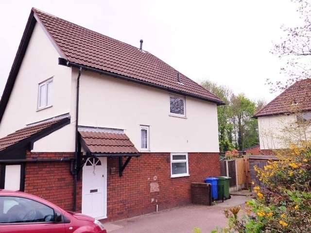  Image of 2 bedroom Flat for sale in Nansen Close Old Hall Warrington WA5 at Old Hall  Warrington, WA5 9PX