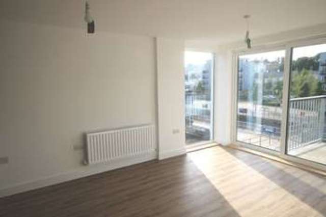  Image of 2 bedroom Flat to rent in Newfoundland Way Portishead Bristol BS20 at Newfoundland Way Portishead Portishead, BS20 7QF