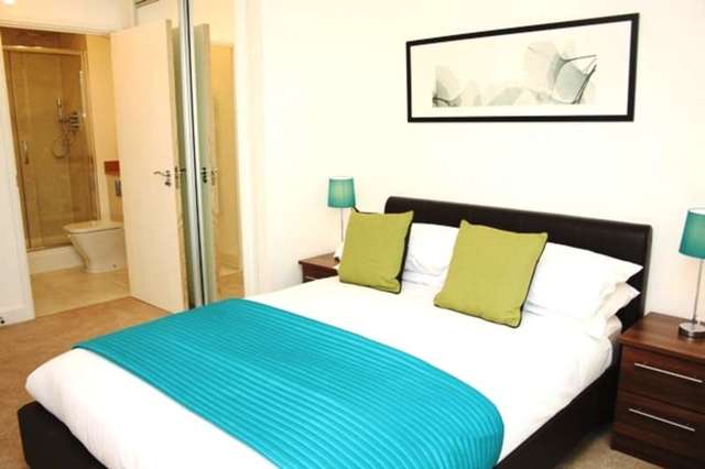  Image of 3 bedroom Flat to rent in Jefferson Plaza London E3 at Marner Point  Bow, E3 3QB