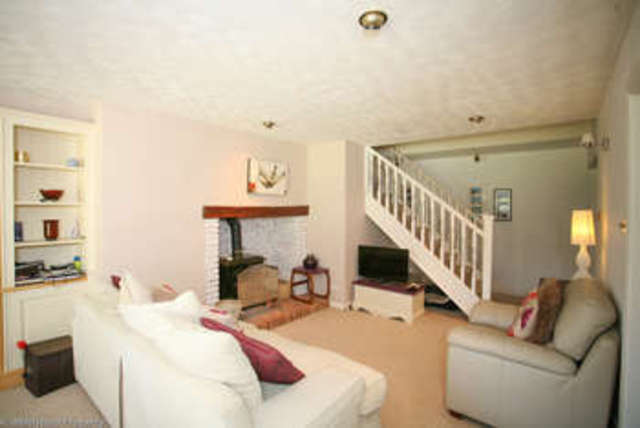  Image of 4 bedroom Detached house to rent in Oakhurst Maidenhead SL6 at Maidenhead Berkshire Maidenhead, SL6 8HY
