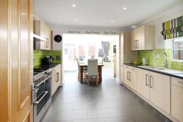  Image of 4 bedroom Detached house for sale in Oakwood Drive Angmering Littlehampton BN16 at Bramley Green Angmering Angmering, BN16 4GB