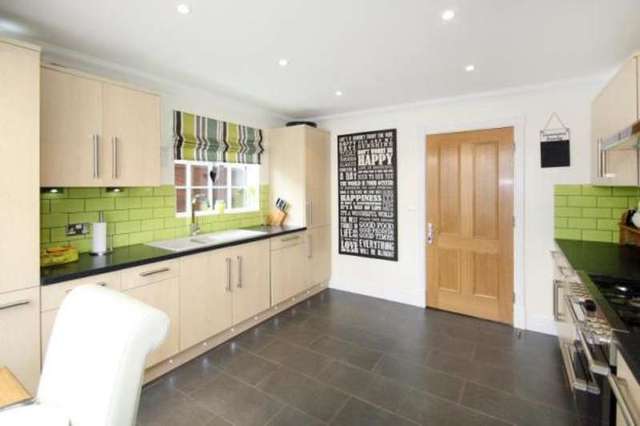  Image of 4 bedroom Detached house for sale in Oakwood Drive Angmering Littlehampton BN16 at Bramley Green Angmering Angmering, BN16 4GB