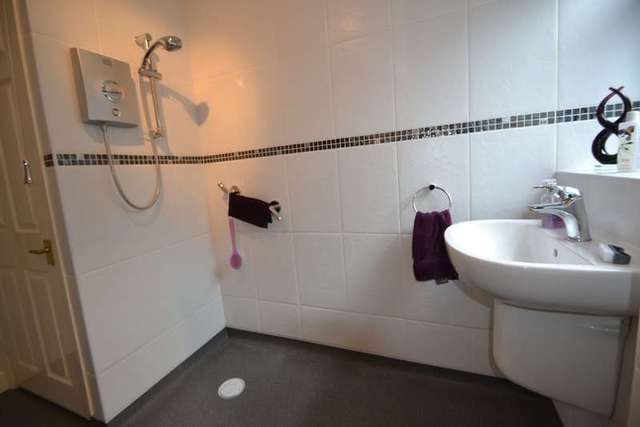  Image of 2 bedroom Detached house to rent in Osborn Close Wellingborough NN8 at Wellingborough Wellingborough, NN8 2AW