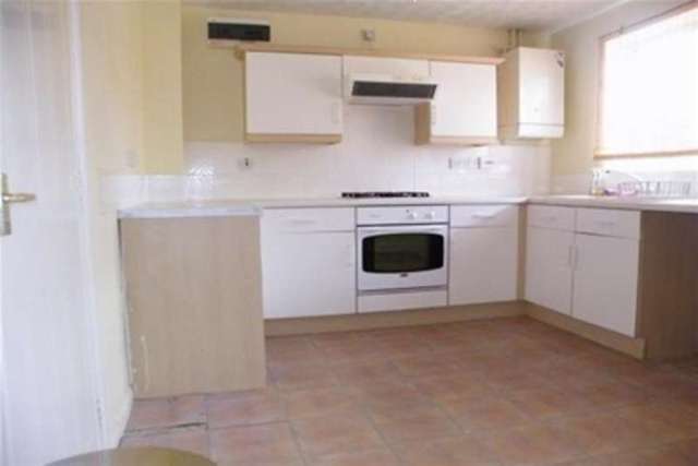  Image of 3 bedroom Detached house to rent in Owen Close Thorpe Astley Braunstone Leicester LE3 at Leicester, LE3 3TZ