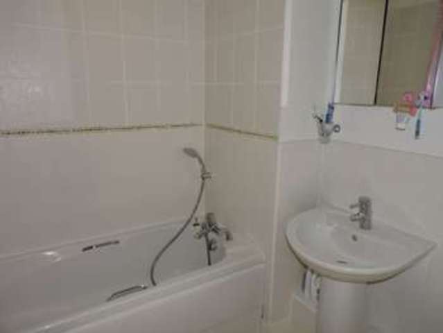  Image of 3 bedroom Terraced house for sale in Oxford Way Basingstoke RG24 at Oxford Way  Basingstoke, RG24 9FP