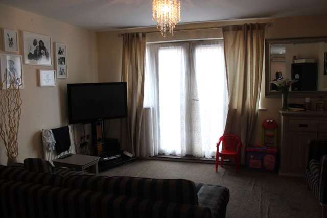  Image of 2 bedroom Apartment for sale in Pettacre Close London SE28 at Paddle Steamer House  London, SE28 0PD