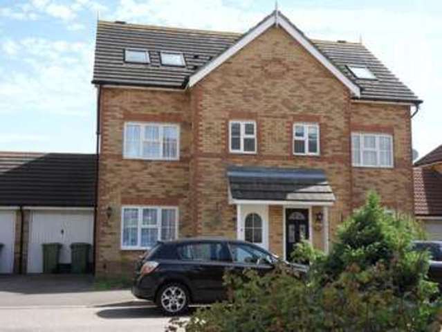  Image of 4 bedroom Semi-Detached house to rent in Pannell Drive Hawkinge Folkestone CT18 at Pannell Drive Hawkinge Folkestone, CT18 7QP