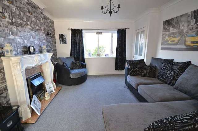  Image of 2 bedroom End of Terrace for sale in Park Avenue Lofthouse Wakefield WF3 at Lofthouse Wakefield West Yorkshire, WF3 3EU