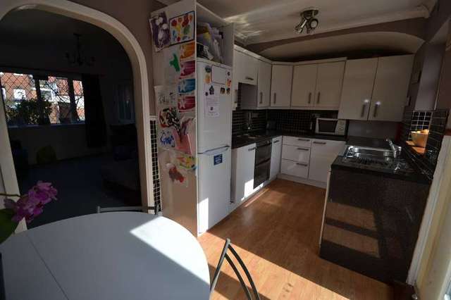  Image of 2 bedroom End of Terrace for sale in Park Avenue Lofthouse Wakefield WF3 at Lofthouse Wakefield West Yorkshire, WF3 3EU