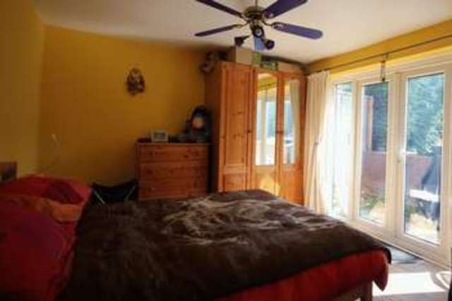  Image of 1 bedroom Flat for sale in Park Close Markyate St. Albans AL3 at Park Close Markyate St. Albans, AL3 8RG