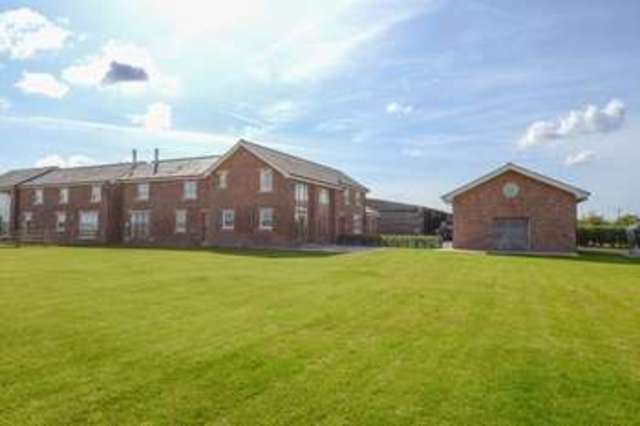  Image of 4 bedroom Detached house for sale in Park Lane Tarleton Preston PR4 at Park Lane, Holmes, Tarleton Preston, PR4 6JN