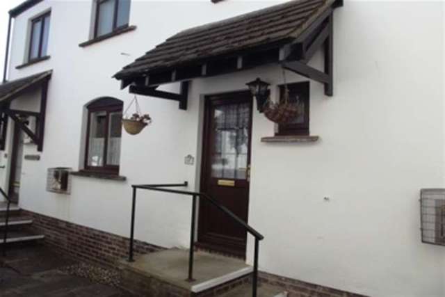  Image of 3 bedroom Detached house to rent in Park Rise Dawlish EX7 at Dawlish, EX7 9RT
