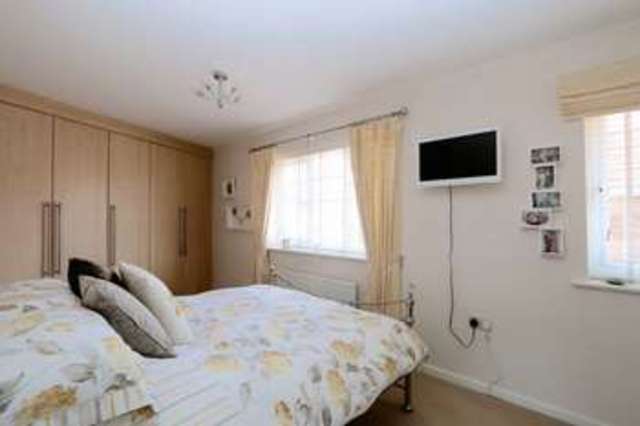  Image of 2 bedroom Terraced house for sale in Pasture View Kingswood Hull HU7 at Pasture View Kingswood Hull, HU7 3AH
