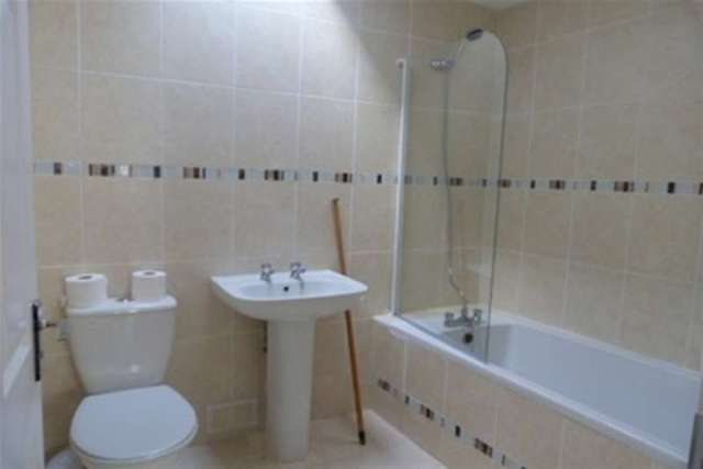  Image of 2 bedroom Detached house to rent in Fore Street Pensilva Liskeard PL14 at Liskeard, PL14 5PX