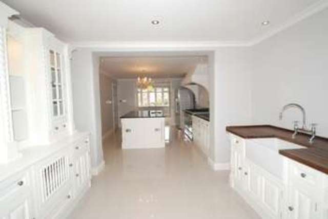  Image of 4 bedroom Detached house to rent in Portway Wells BA5 at Portway  Wells, BA5 2BH