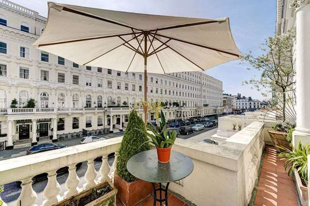  Image of 2 bedroom Flat for sale in Queen