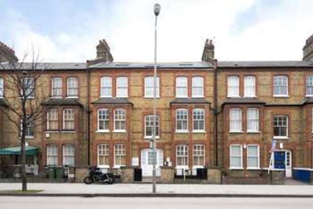  Image of 2 bedroom Flat for sale in Queenstown Road London SW8 at South Lambeth London Wandsworth Road, SW8 3QE