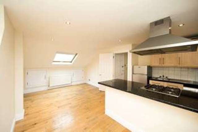  Image of 2 bedroom Flat for sale in Queenstown Road London SW8 at South Lambeth London Wandsworth Road, SW8 3QE