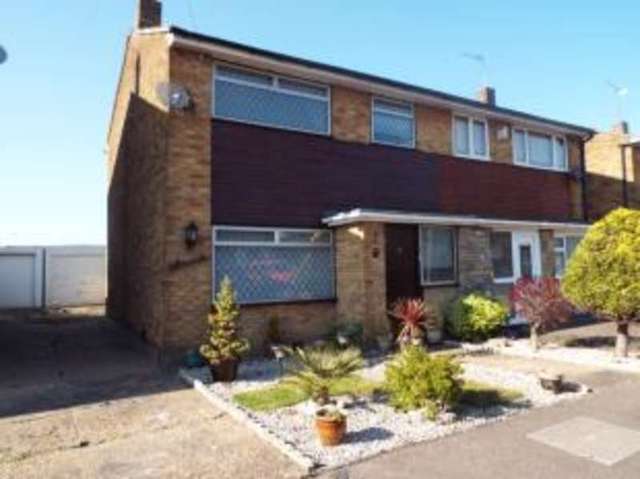  Image of 3 bedroom Semi-Detached house for sale in Surridge Close Rainham RM13 at Rainham  Rainham, RM13 9LL