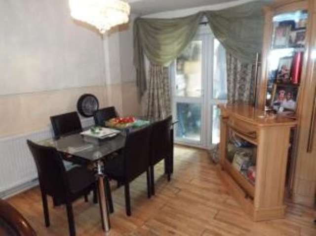  Image of 3 bedroom Terraced house for sale in Edmund Road Rainham RM13 at Rainham  South Hornchurch, RM13 8LX