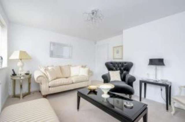  Image of 3 bedroom Detached house for sale in Cookham Dene Close Chislehurst BR7 at Chislehurst  Chislehurst, BR7 5FL