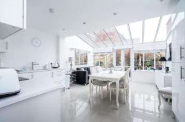  Image of 3 bedroom Detached house for sale in Cookham Dene Close Chislehurst BR7 at Chislehurst  Chislehurst, BR7 5FL