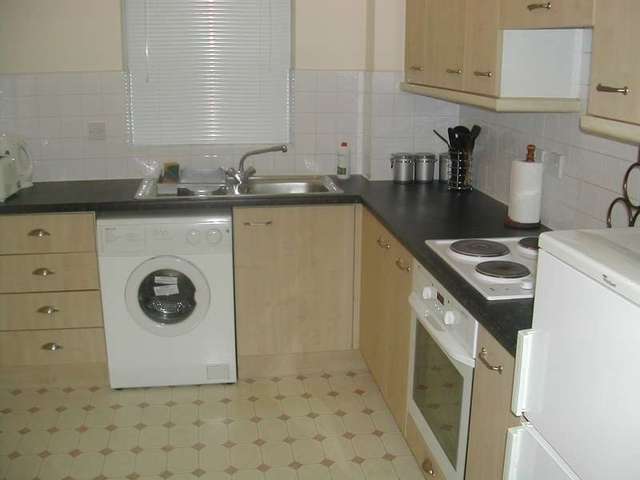  Image of 2 bedroom Flat to rent in Ravenswood Avenue Ipswich IP3 at Ipswich, IP3 9TR