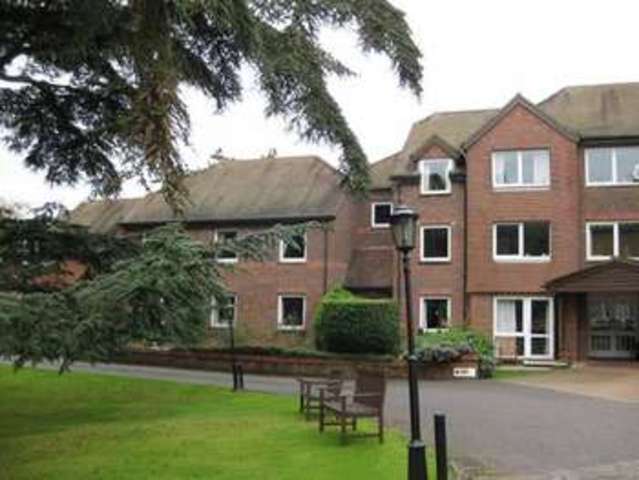  Image of 2 bedroom Retirement Property for sale in Tanners Lane Haslemere GU27 at Tanners Lane  Haslemere, GU27 2PZ